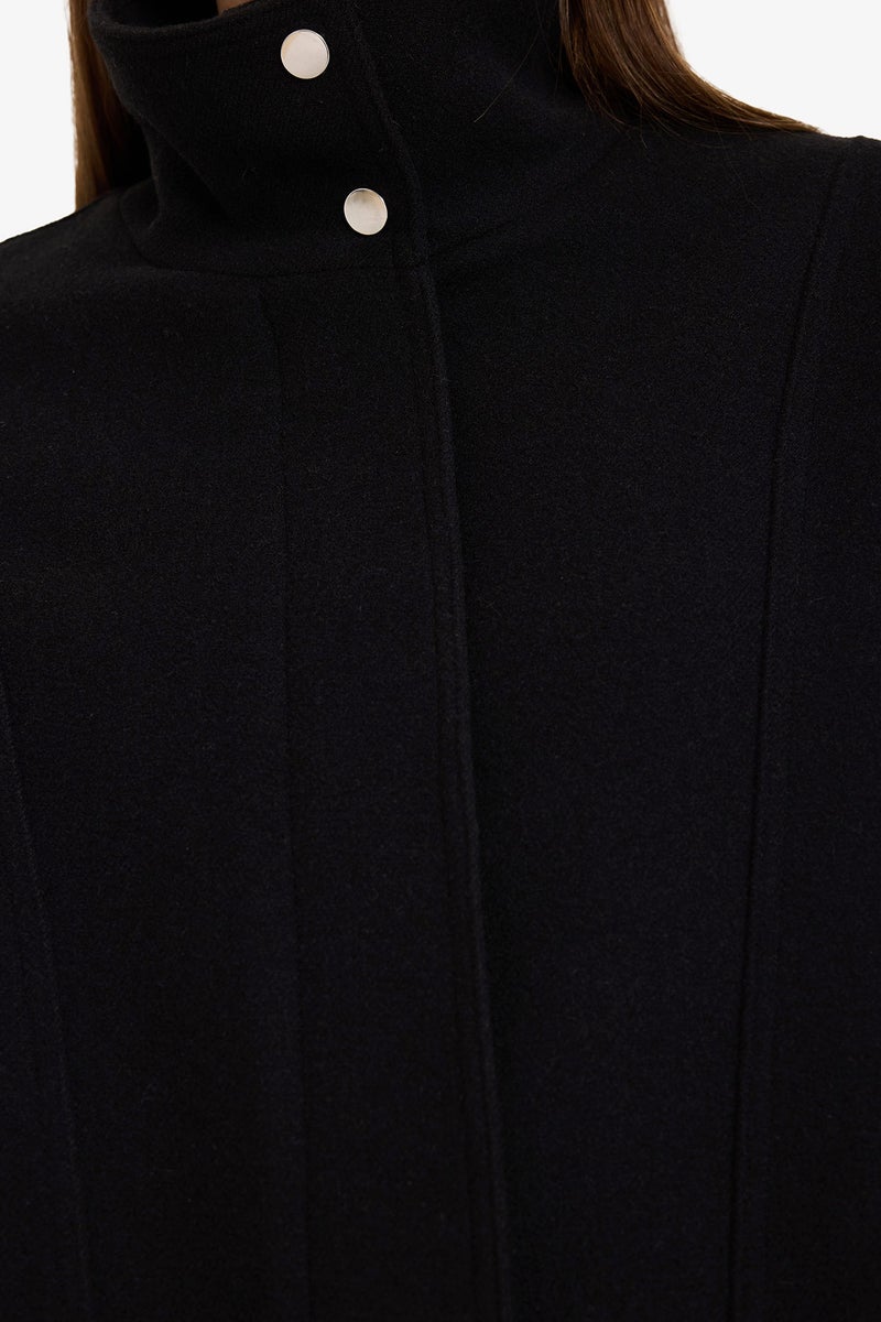 DeFacto Black Woman Regular Fit Cachet Casual - Image 4
